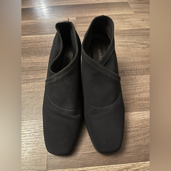 Donald J. Pliner Reya Neoprene Brazillian Crocodile Leather Booties SZ 8 - Picture 7 of 12